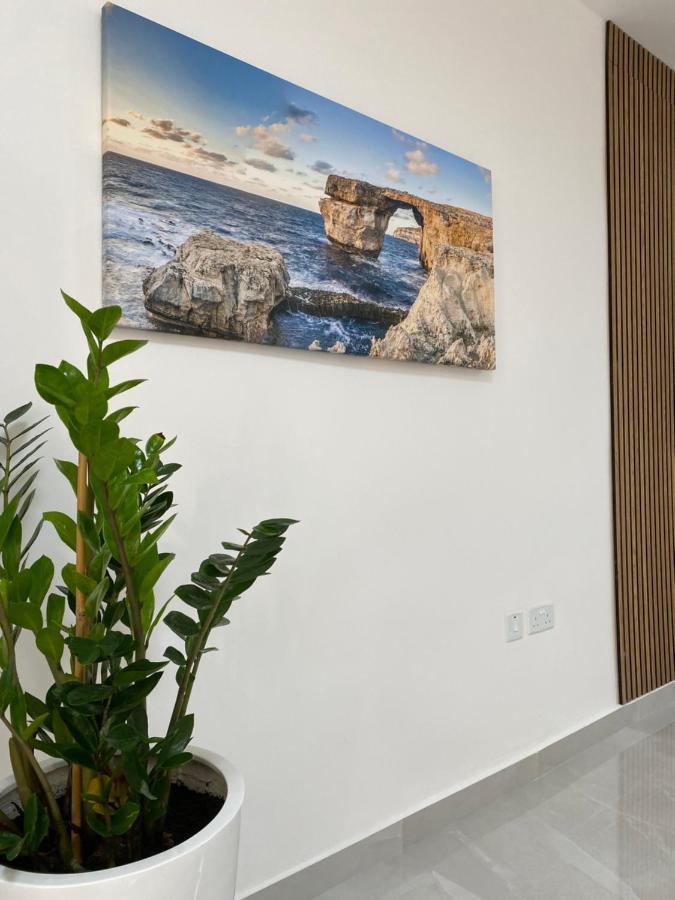 Apartment Seaside In Gzira