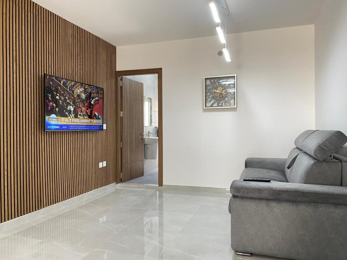 Seaside In Apartment